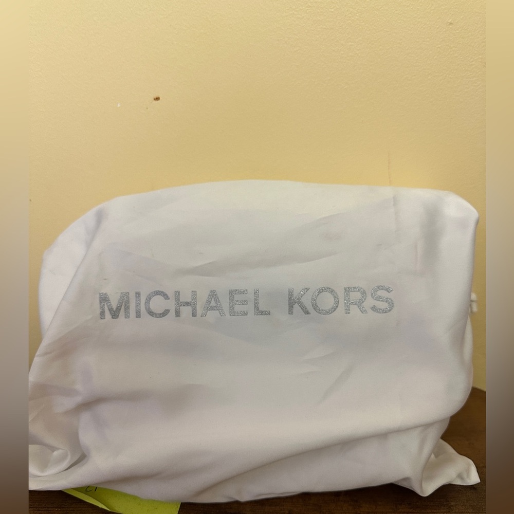MK Crossbody bag